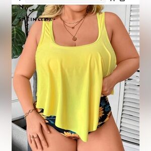 BRAND NEW SHEIN Yellow Bikini Top with Sunflower Print 🌻